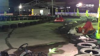 獨／夜市賽車藏危機　2歲童頭破血流