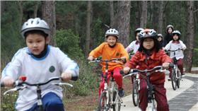 國小生圖／攝影者金門國家公園, flickr CC License
https://www.flickr.com/photos/kmnpgov/8638689251/