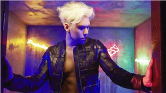 跟弟弟差很多！周予天秀大肌超火熱