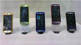 手機,垃圾,速度(PROJames Nash https://www.flickr.com/photos/james_nash/2312333930/in/photolist-4wkjjo-P4K7t-8txJn-aCMU31-9KRB9o-5HSrhc-7vgrC2-cGg2GG-Lbnv2-5z8u1F-4Pe486-pjhsJr-fKcz34-2Rqfny-7xQxdb-H8QoX-4igv41-62HAGz-e26B5W-eZ4rzX-g4Z8xt-mm6f8c-iK2QET-ALP2jV-87DWSR-arC24K-wJiYke-5oZZ8U-5pe2Se-4ZAk7t-wSx5h1-pUdB41-Lb7EN-827xtm-nTqdJf-bJTDWF-rnJCW7-6TNXeL-4npC-68sgz4-czxNDL-gZMqnj-adhFum-6YjrJB-6HRSEL-fKu9yE-dpEenf-iWCHgu-7wuzeM-89KCna)