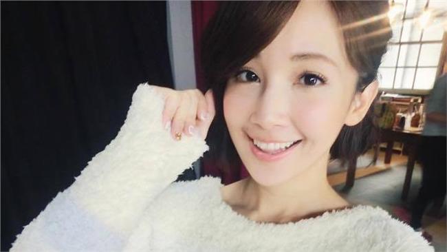 孫樂欣曬天倫照　驚現鍾欣怡少女背影