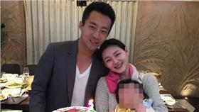 汪小菲全家福/大S微博