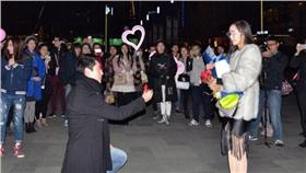 求婚遭拒-圖／翻攝自《鏡報》