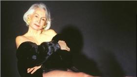 老鴇克勞蒂夫人(圖/翻攝自每日郵報)