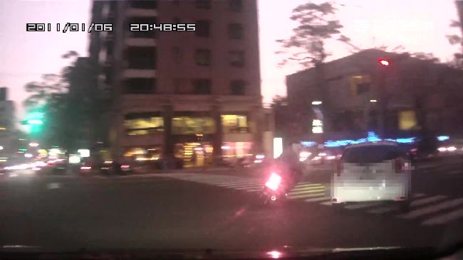 曾經想當警察的他　飛車攔下逃逸毒犯