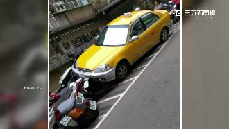 小黃司機累了嗎？連撞14機車翹孤輪