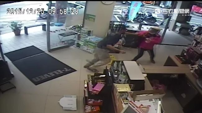 持利剪闖超商刺傷4人　男稱吸毒幻聽