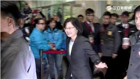 蔡英文搶頭香！朱立倫妻高婉倩愛相隨