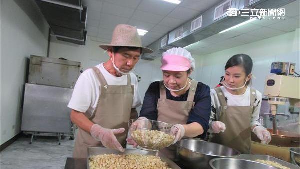 由愛而生的糖果　從高雄串起一片天
