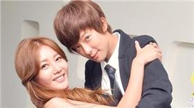 賴雅妍,陶蔓曼　圖／愛上哥們臉書