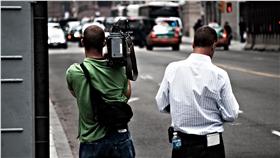 記者
翻攝ｆｌｉｃｋｒ
https://www.flickr.com/photos/mukerji/4761926575/in/photolist-8fN7Sk-ePdxxP-8XBXXz-ePpWHq-6gPTjo-vDYF1o-rhh7bP-24pZGp-5t7fv9-6nYdfd-51XhU7-sphY5Q-4MADcb-bDvZ89-spivtK-bUeDaY-qviYHN-4i7znx-78nSMf-7FjB5V-mkbNu2-eMXoGp-eN9nhU-eN3GRX-894o2y-shY1LA-dCduJH-39u1L1-q38Vok-8r4pEi-pfgSxu-o4K9kz-o4J8Rc-ojbKyA-spr6sD-ojbYxG-omc5G9-o4J6yA-eN9j25-rstA9q-oDGi1g-5U2ymb-2GpCN-7jGrtj-nSiSGD-5ofZUD-8dTsWK-ojc2SN-omcatJ-o4JfBB