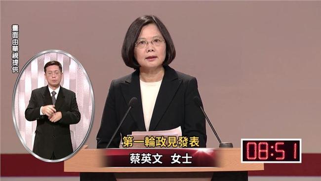 宋楚瑜又被邊緣化？蔡英文砲火直攻朱