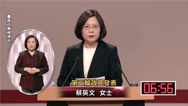 蔡英文：每位阿嬤都要給最好的照顧