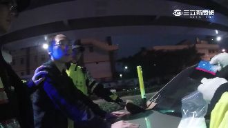 毒蟲關車燈躲攔檢　警：當我瞎了嗎？