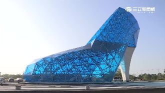 缺內涵？嘉義「高跟鞋教堂」遭諷空心