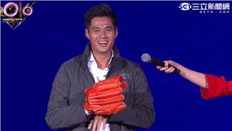 陳偉殷偷打球　手套被父親拿菜刀剁碎