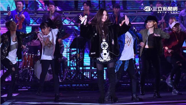 跳壞市府！張惠妹高喊：全場跳起來