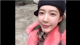 宋米秦,韓文,南韓,新年快樂,直播,臉書,韓劇,外套,郭雪芙,Elsa(臉書 https://www.facebook.com/DreamGirlsEmily/)