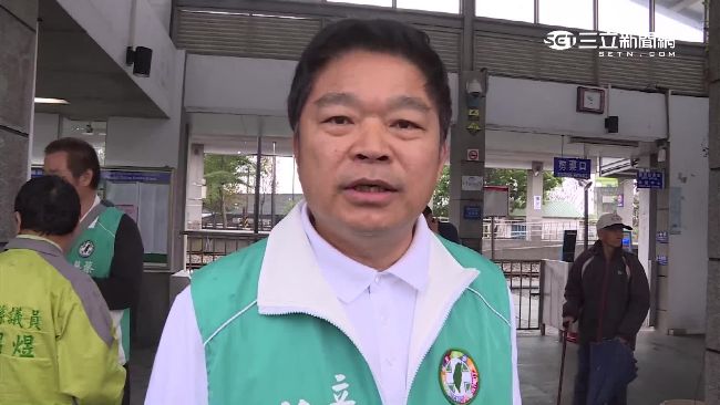 綠朝新貴？ 蔡正元爆他花公帑遊美
