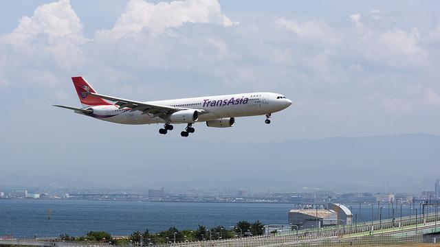 復興航空國內線　16日提供手工點心