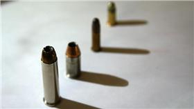 ▲子彈.彈藥.槍彈（圖／攝影者Richard Elzey， flickr CC License）https://flic.kr/p/9PtbmR