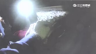 少年不願分手求死　2勇警衝鐵軌救命