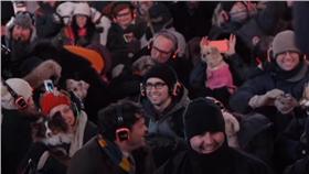 紐約時代廣場舉辦狗狗音樂會