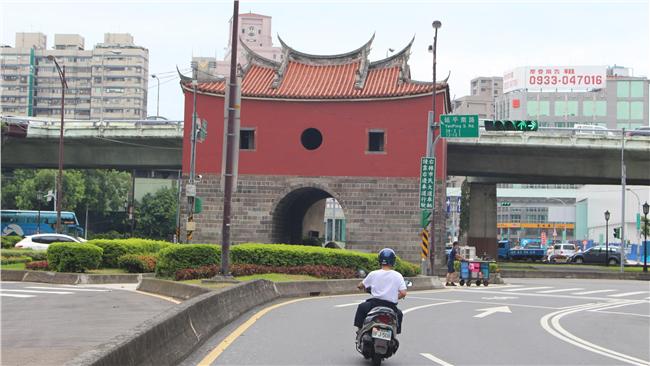 跟忠孝橋引橋說再見！春節八天將拆光
