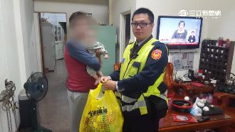 走投無路！窮母求警借錢買奶粉救女嬰