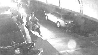 疑跨年行車糾紛　少年遭惡煞群體圍毆