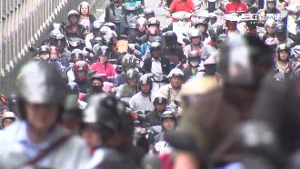 闖紅燈擬強制上課　不排除進監獄探訪