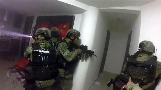 影／陸戰隊攻堅　毒梟在性愛摩鐵被逮
