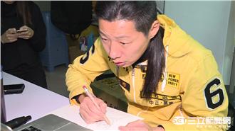 天份難藏！林昶佐畫出最尊敬的政治人