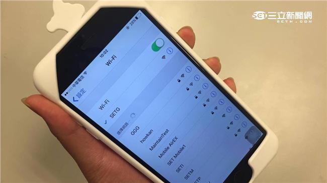 WiFi機加2物訊號較強？網暴動了
