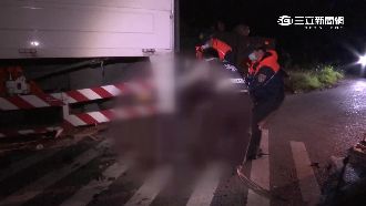 18歲男撞進車底慘死　父母撫屍痛哭