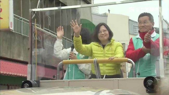 蔡英文搶攻桃竹苗　敏感話題小心應戰