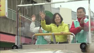 蔡英文搶攻桃竹苗　敏感話題小心應戰