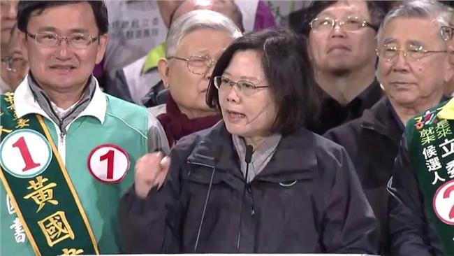 蔡英文：藍還在幻想沉默大眾出來投票