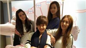 賴雅妍、陶嫚曼Mandy／臉書