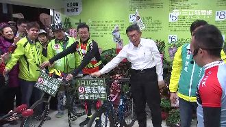 柯文哲「騎」進板橋　直搗朱立倫地盤