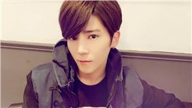 畢書盡,bii　圖／翻攝自臉書