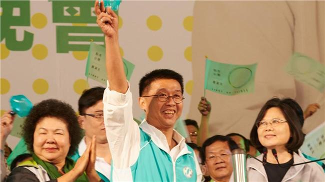 「高雄小金剛」許智傑連任鳳山區立委