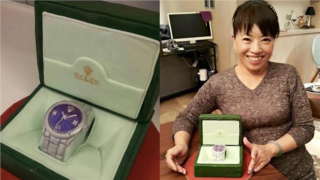 Jolin送名錶給媽媽　粉絲驚呆了