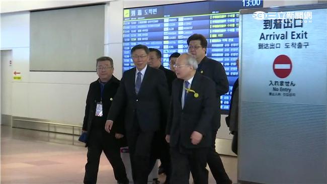穿西裝訪日　柯文哲：太太拿出來就穿
