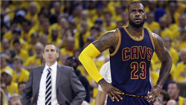 David Blatt,LeBron James(圖／美聯社／達志影像)