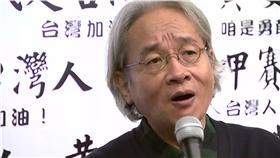 馮光遠酸黃安，唱「水鴛鴦間諜夢」