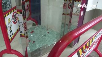 霸王寒流威力大　強化玻璃也受不了