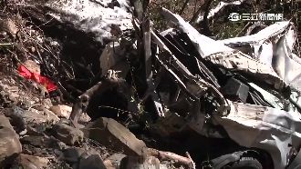 路面打滑釀禍　夫妻駕車摔落深谷身亡