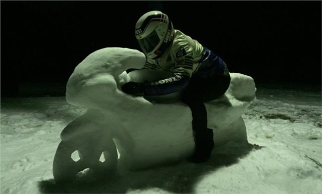 只會堆雪人就落伍了！這些雪雕無極限