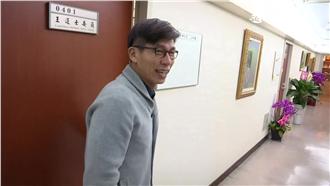 冤家路窄！鍾佳濱抽中王進士辦公室